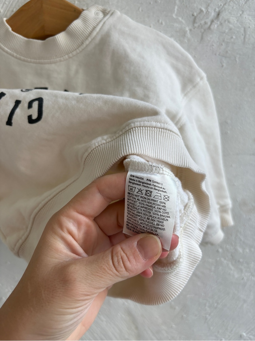 100% cotton H&M baby boy graphic sweatshirt - Picture 4 of 7